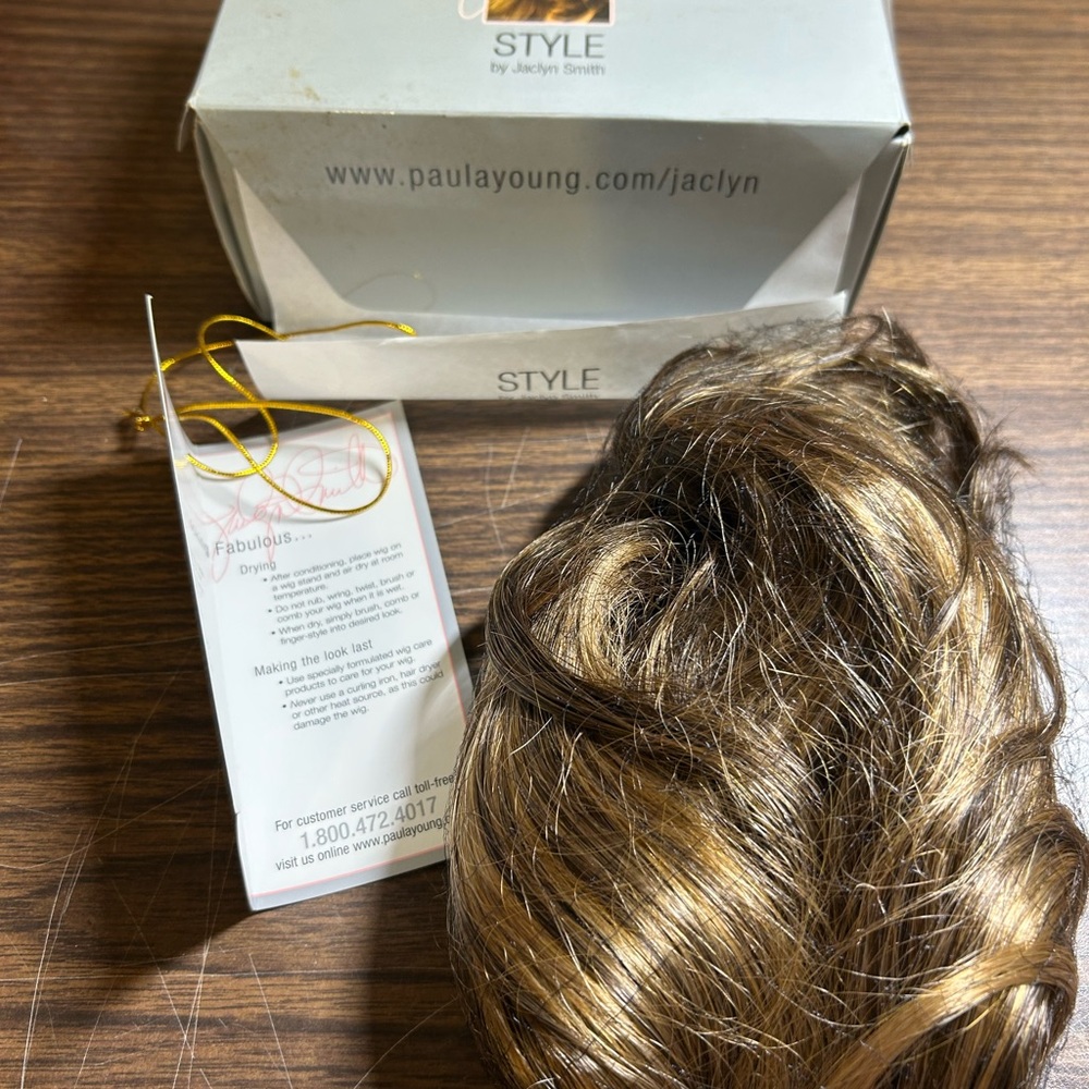Style by Jaclyn Smith wig brown